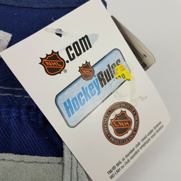 Toronto Maple Leafs NHL Kids Leather Work Gloves - Picture 3 of 6